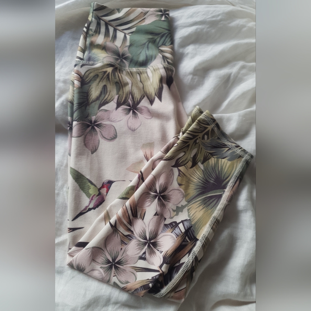 Evolution & Creation Leggings Yoga Pant